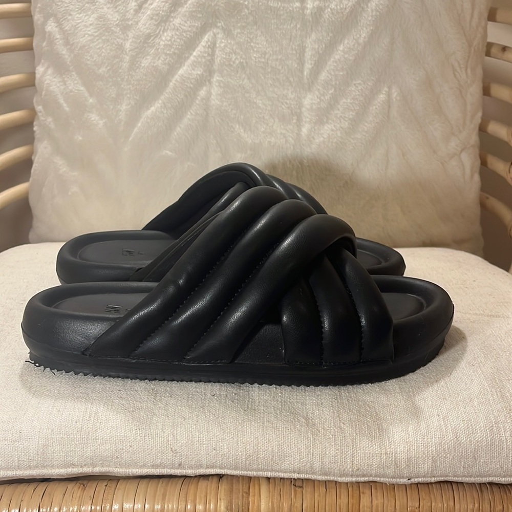 Sandals brand new